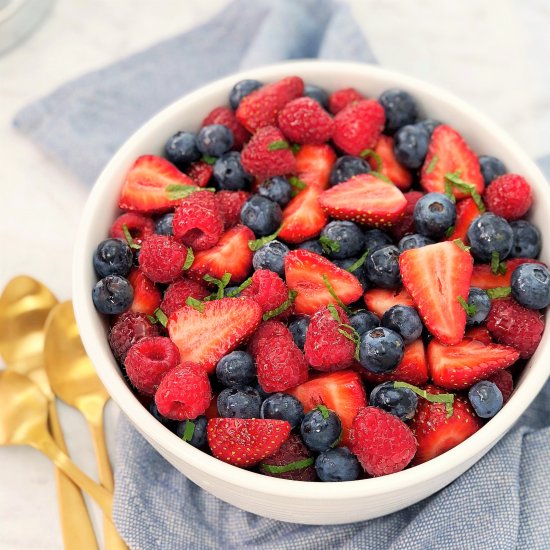 Mixed Berry Fruit Salad