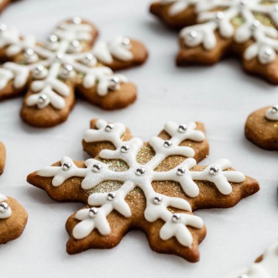 Healthier Easy Gingerbread Cookies