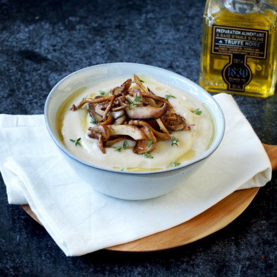 Creamy cauliflower soup with truffl