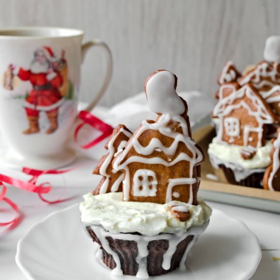 Chocolate Cupcake with Gingerbread