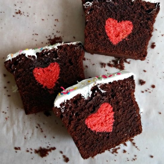 Hidden Heart Cake / Surprise Cake