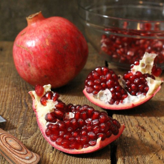 How To Cut A Pomegranate