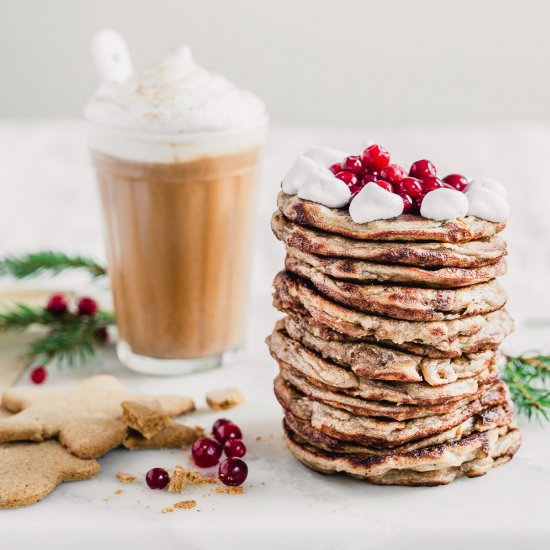 Vegan Gingerbread Crumble Pancakes