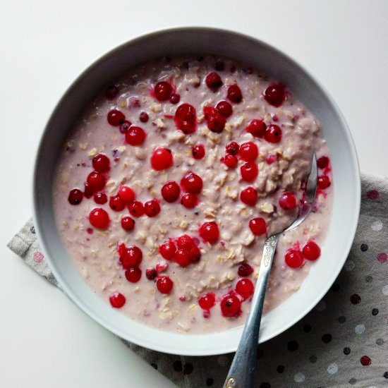 Red Currant Oatmeal