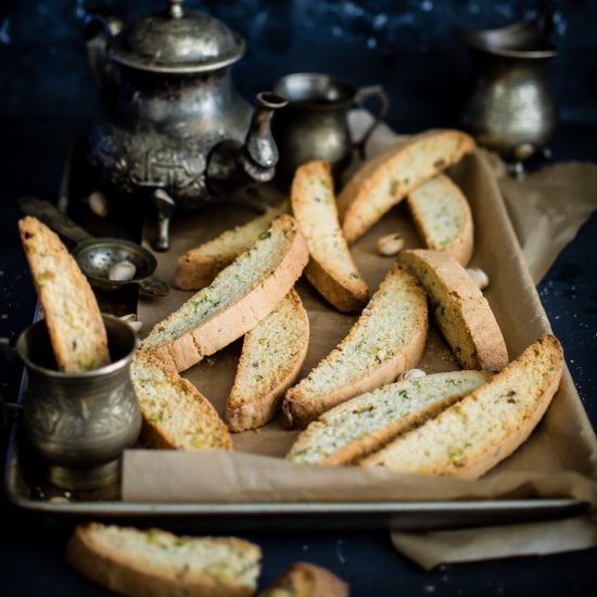 Pistachio and cardamom Biscotti