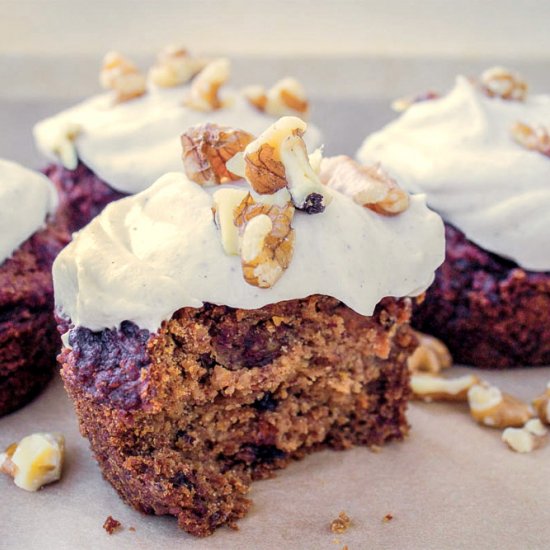 Carrot Cake Muffins (vegan + gf)