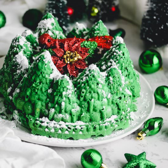 Vanilla Pine Forrest Cake