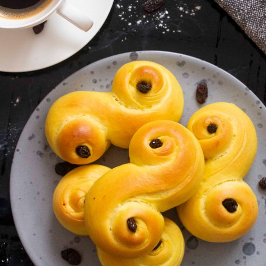 Swedish Saffron Buns (Lussekatter)