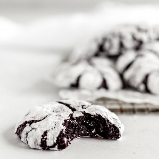 Dark Chocolate Crinkle Cookies