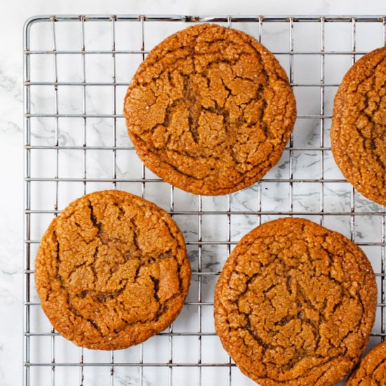 Classic Molasses Crinkle Cookies