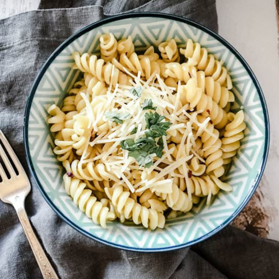 Garlic Lemon Pasta with Olive Oil