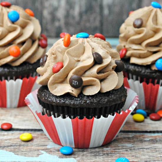 M&M Chocolate Cupcakes