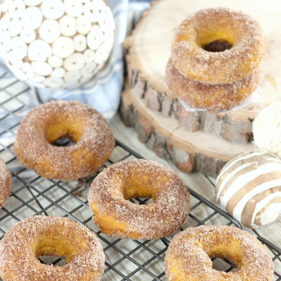 Pumpkin Spice Donuts