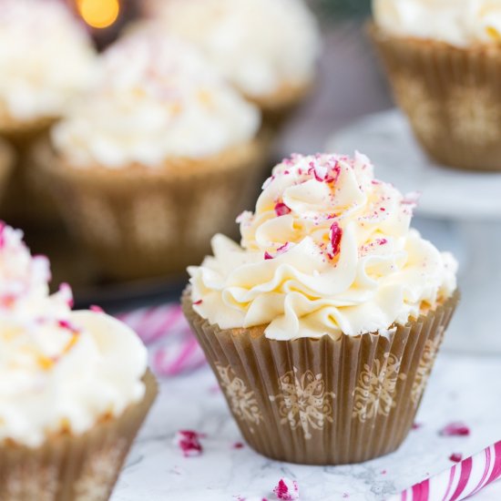 Candy cane cupcakes