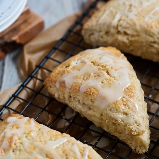 Eggnog Scones