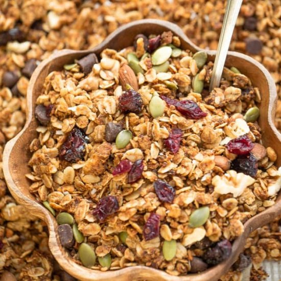 Gingerbread Granola Clusters