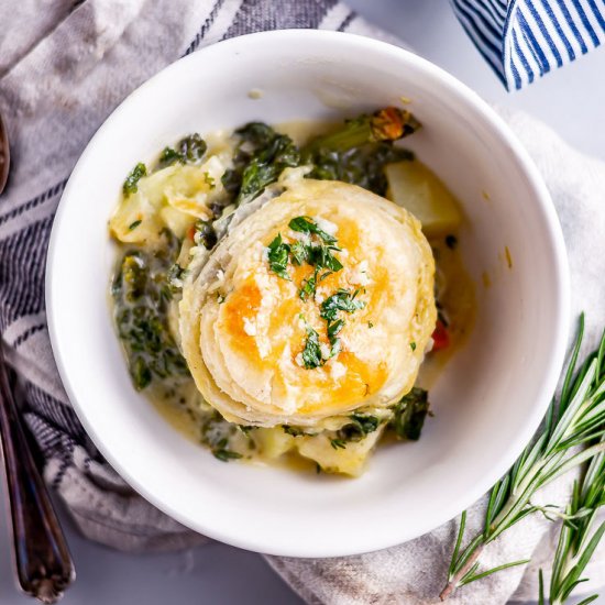 Skillet Vegetable Pie with Garlic