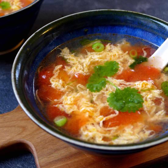 Egg drop soup with tomato