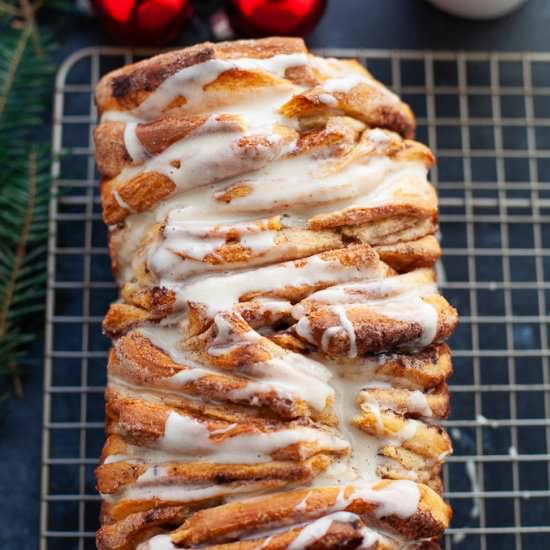 Eggnog Pull Apart Bread