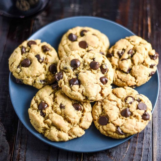 Vegan PB Chocolate Chip Cookies