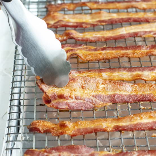 How to Cook Bacon in the Oven