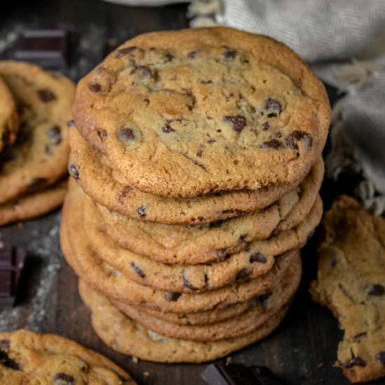 Crispy Chocolate Chip Cookies