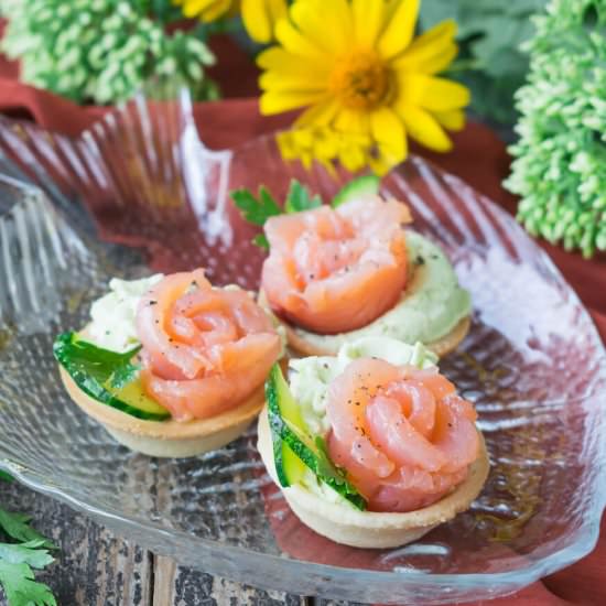 Tartlets with Salmon and Avocado