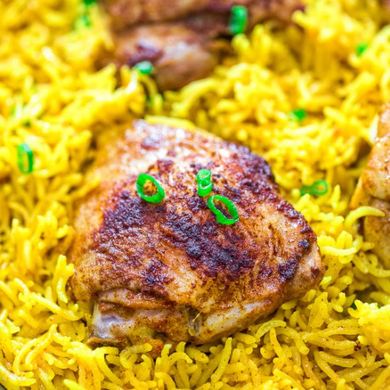 CHICKEN AND YELLOW RICE SKILLET