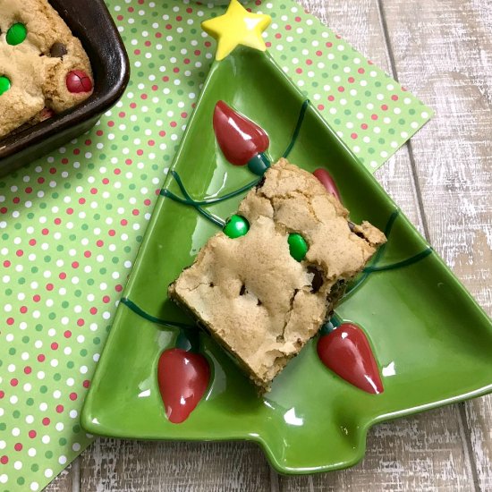 Chocolate Chip Christmas Cookie Bar