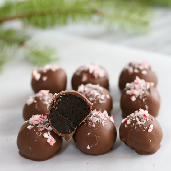 Peppermint Oreo Truffles