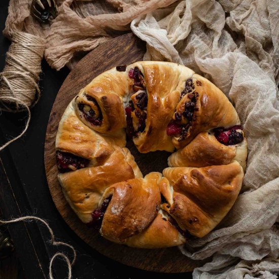 Christmas Wreath Bread