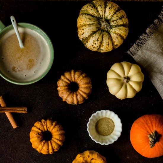 PUMPKIN CHAI MINI CAKES