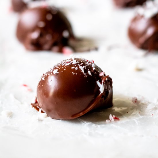 Peppermint Oreo Truffles