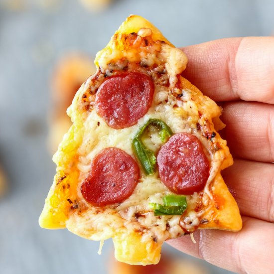 mini christmas tree pizzas