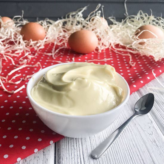 Homemade mayonnaise in 2 minutes