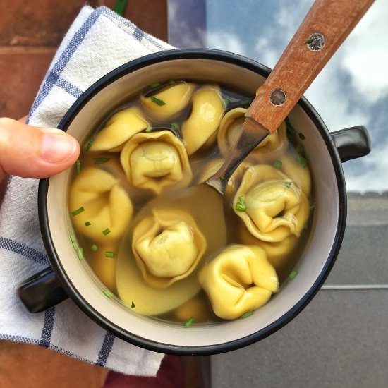 Tortellini in Brodo