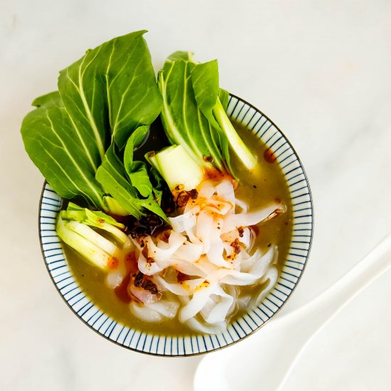 Bok choy noodle soup