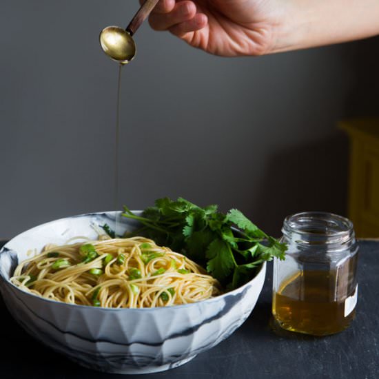 Super easy scallion oil noodles