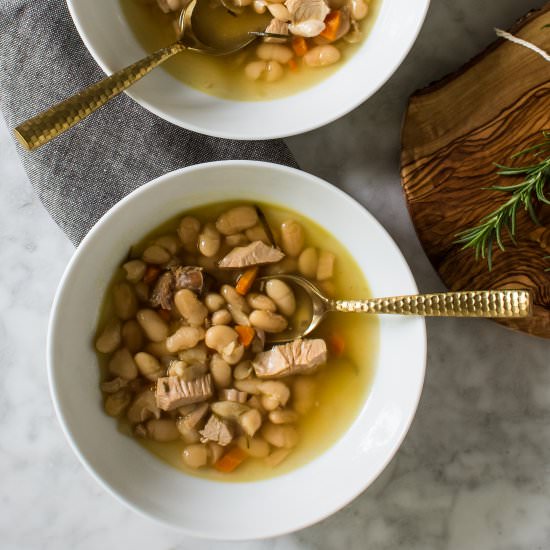 Instant Pot Chicken White Bean Soup