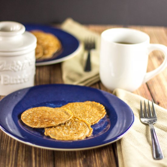 Flourless Cinnamon Pancakes