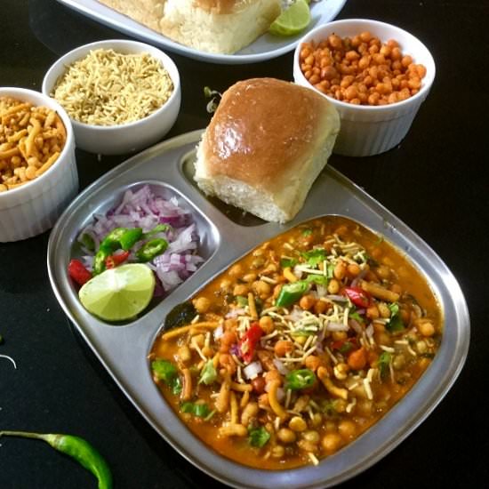 Chatpat Misal Pav