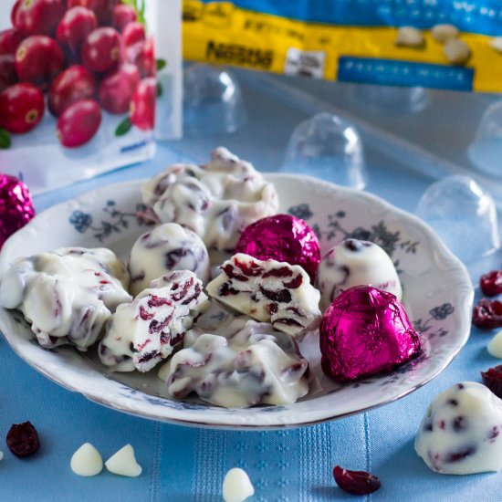 Cranberry Clusters with Chocolate