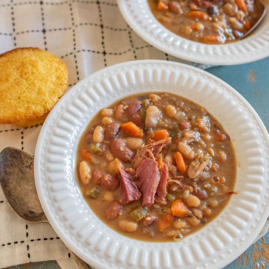 15 Bean Soup in the Instant Pot