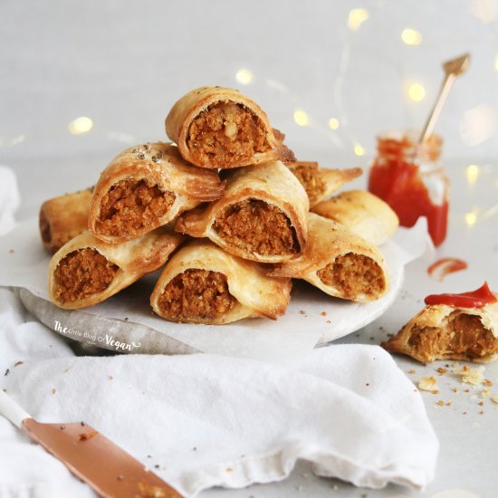 Vegan sausage rolls