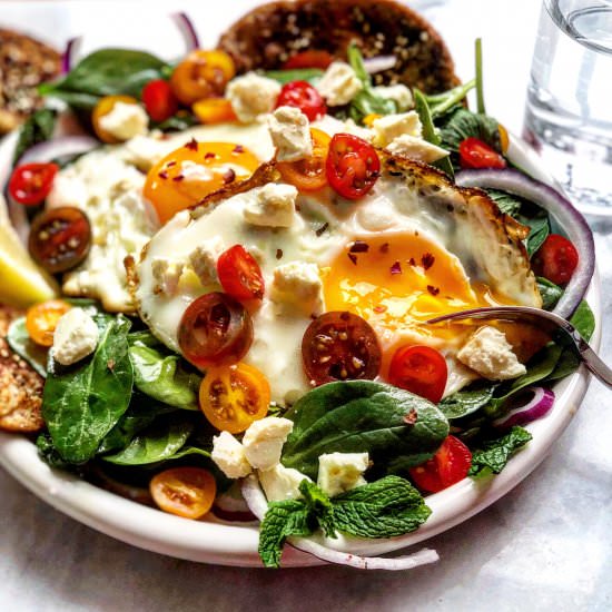 greek spinach breakfast salad