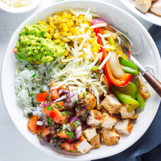 The Best Chicken Fajita Bowls