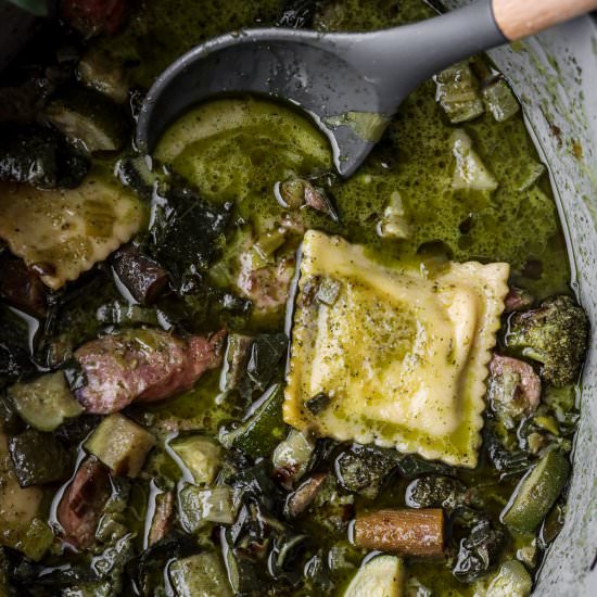 Creamy Vegan Pesto Soup