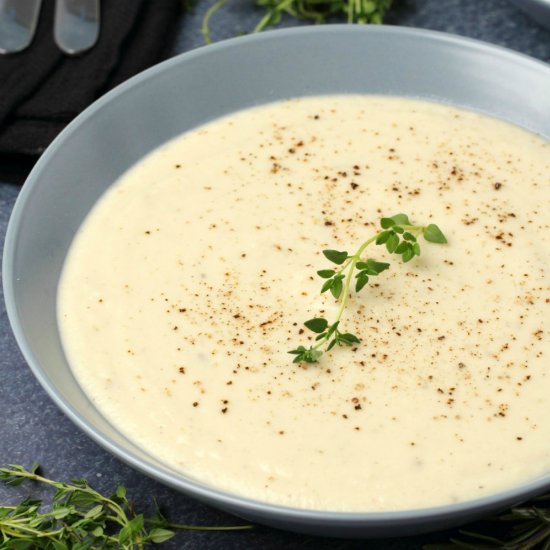 Vegan Cauliflower Soup