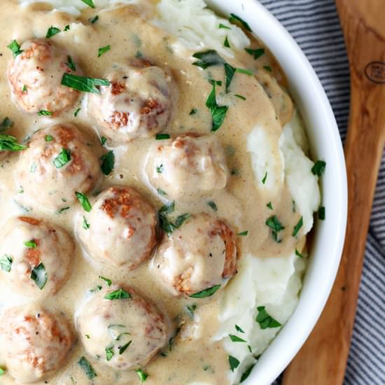 Slow Cooker Swedish Meatballs