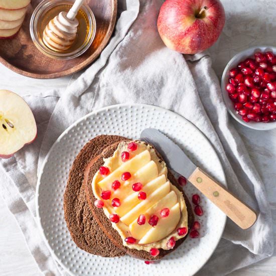 Honey Apple Hummus Toast